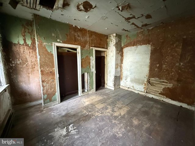 125 N QUEEN ST, York, PA 17403