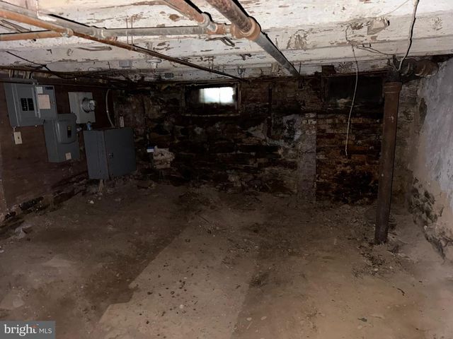 125 N QUEEN ST, York, PA 17403