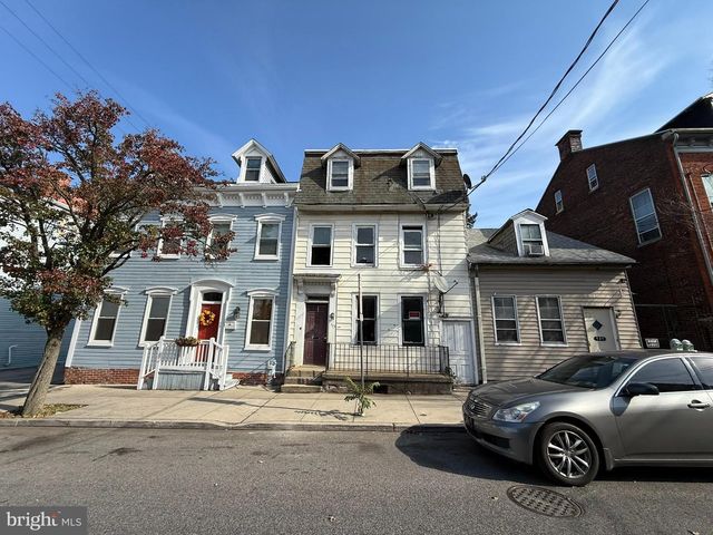 125 N QUEEN ST, York, PA 17403