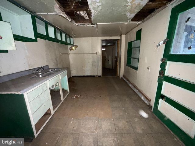 125 N QUEEN ST, York, PA 17403