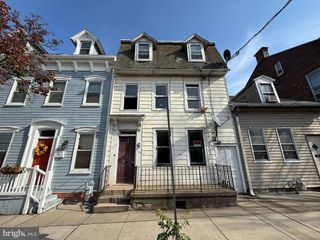 125 N QUEEN ST, York, PA 17403