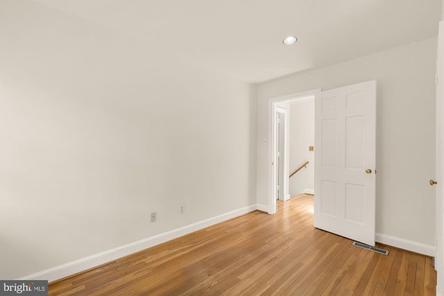 5806 WILSON LN, Bethesda, MD 20817