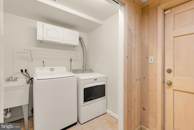 5806 WILSON LN, Bethesda, MD 20817