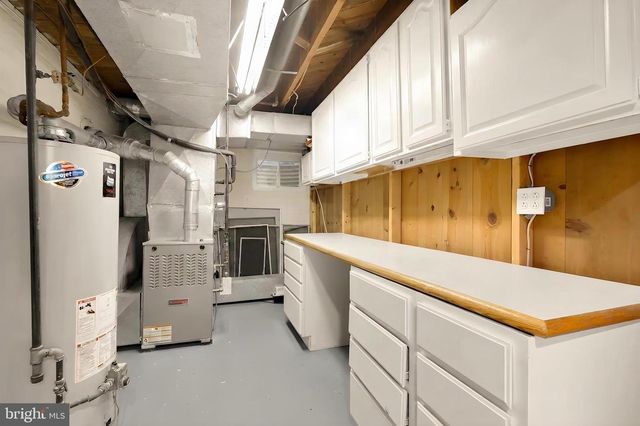 5806 WILSON LN, Bethesda, MD 20817