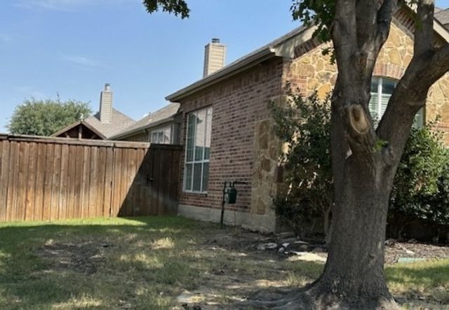 2421 Deerwood Drive, Little Elm, TX 75068