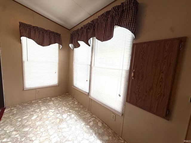 1804 32nd Street, Bedford, IN 47421