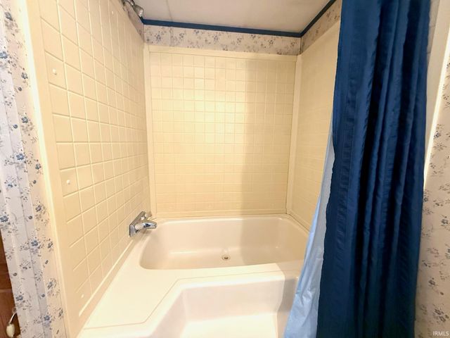 1804 32nd Street, Bedford, IN 47421
