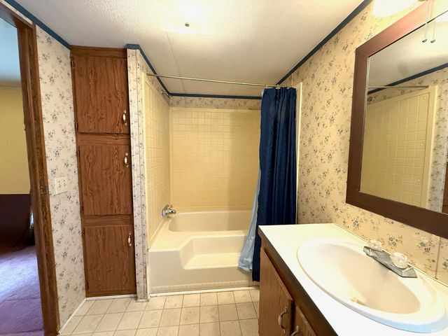 1804 32nd Street, Bedford, IN 47421