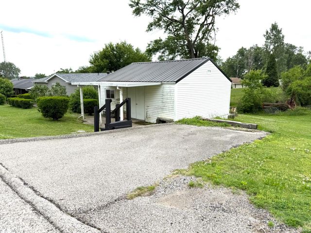 1804 32nd Street, Bedford, IN 47421