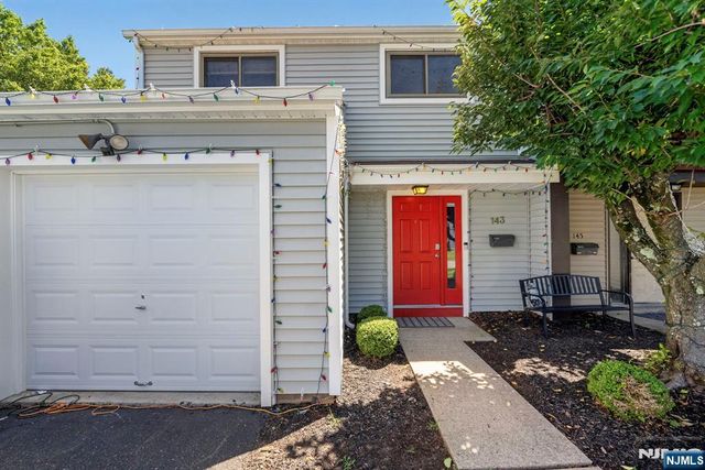 143 Grove Street, Bergenfield, NJ 07621