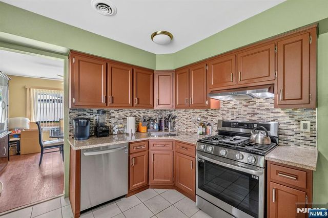 143 Grove Street, Bergenfield, NJ 07621