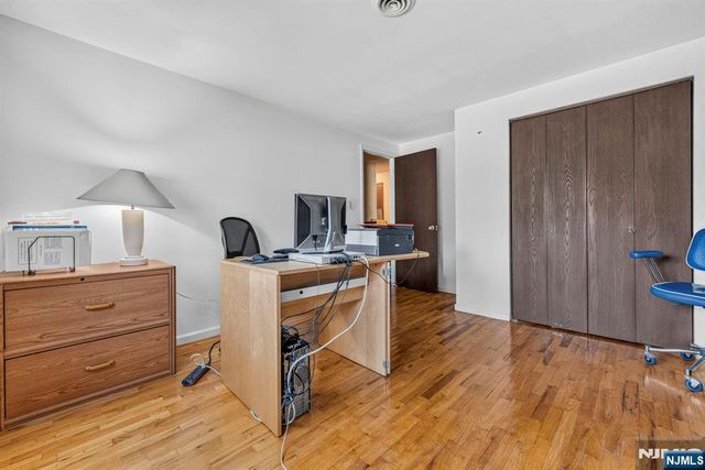 143 Grove Street, Bergenfield, NJ 07621