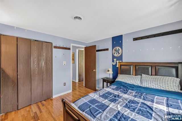 143 Grove Street, Bergenfield, NJ 07621