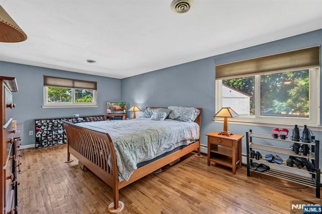 143 Grove Street, Bergenfield, NJ 07621