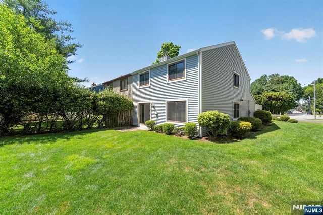 143 Grove Street, Bergenfield, NJ 07621
