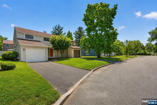 143 Grove Street, Bergenfield, NJ 07621