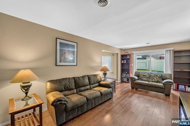 143 Grove Street, Bergenfield, NJ 07621