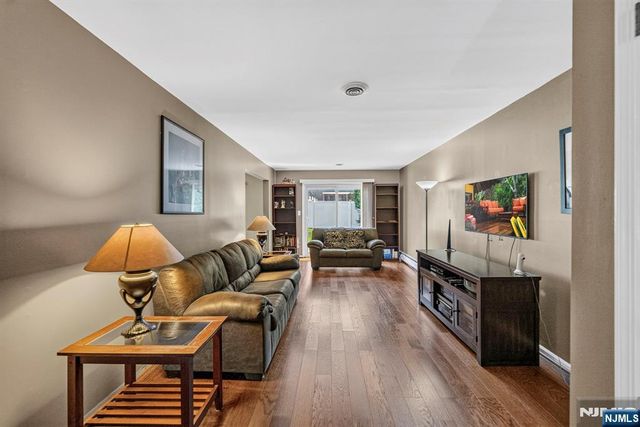 143 Grove Street, Bergenfield, NJ 07621