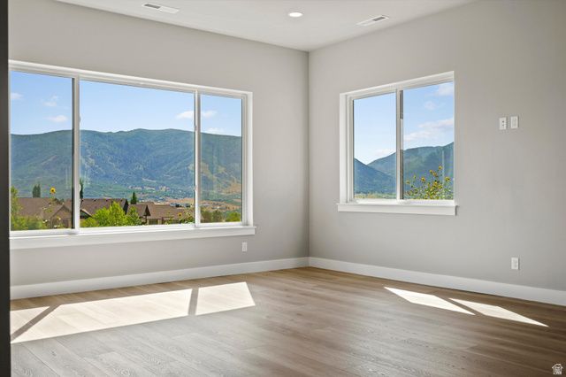 5713 E ELKHORN DR, Eden, UT 84310