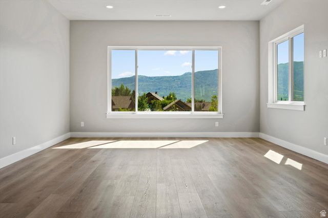 5713 E ELKHORN DR, Eden, UT 84310