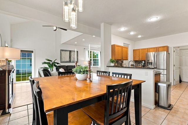 6 Tern Dr 6, Shrewsbury, MA 01545