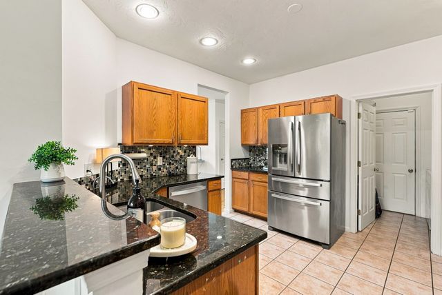 6 Tern Dr 6, Shrewsbury, MA 01545