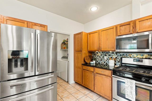 6 Tern Dr 6, Shrewsbury, MA 01545