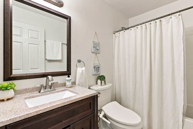 6 Tern Dr 6, Shrewsbury, MA 01545