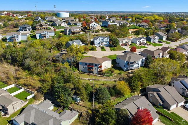 2127 Plymouth Road, Manhattan, KS 66503