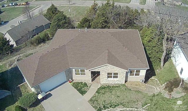 2127 Plymouth Road, Manhattan, KS 66503