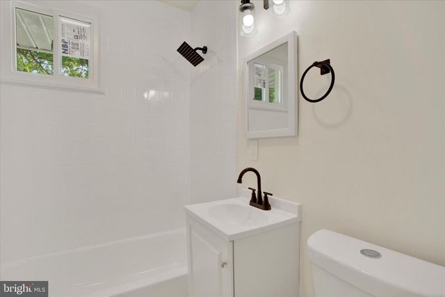 7706 OXMAN RD, Landover, MD 20785