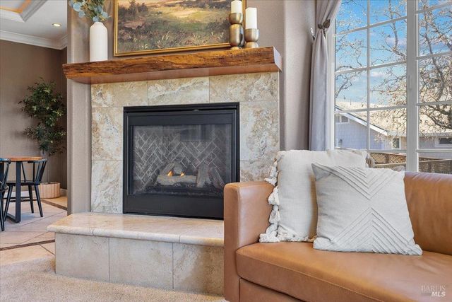 6081 Malcom Ln, Penngrove, CA 94951