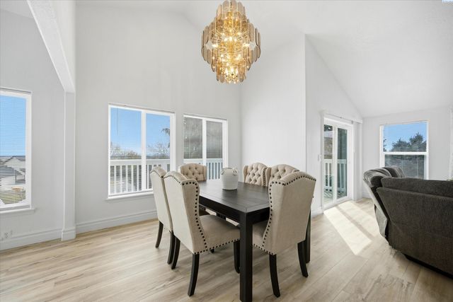 4104 Horizon Dr, Pasco, WA 99301