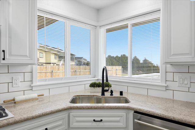 4104 Horizon Dr, Pasco, WA 99301