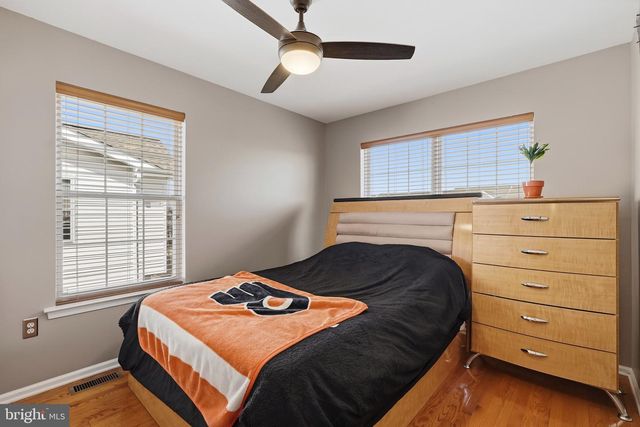 1007 MOORE RD, West Deptford, NJ 08086