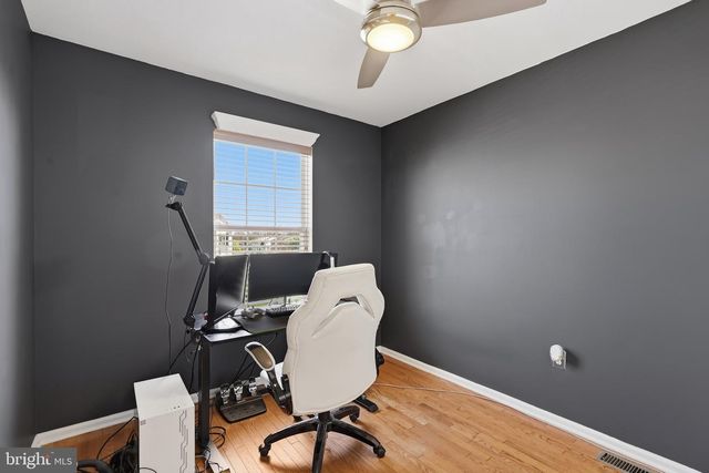 1007 MOORE RD, West Deptford, NJ 08086