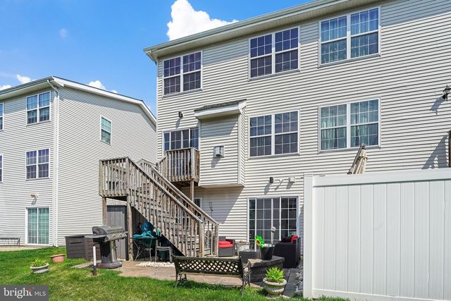 1007 MOORE RD, West Deptford, NJ 08086