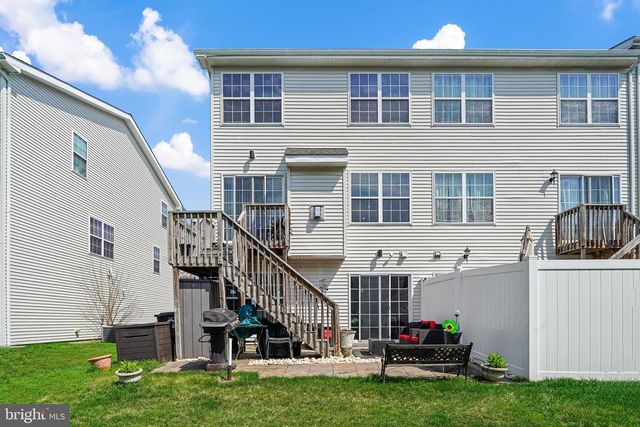 1007 MOORE RD, West Deptford, NJ 08086