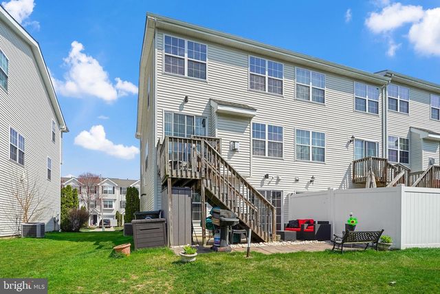 1007 MOORE RD, West Deptford, NJ 08086