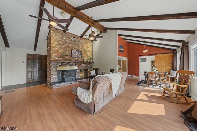 135 W Mountain Rd, Sparta Twp., NJ 07871