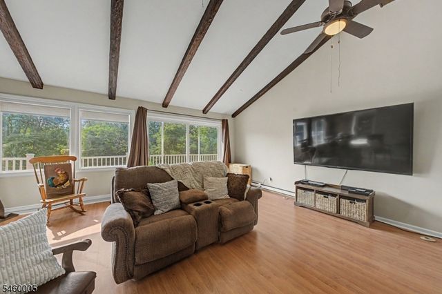 135 W Mountain Rd, Sparta Twp., NJ 07871