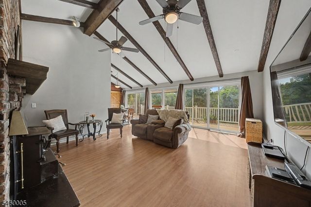 135 W Mountain Rd, Sparta Twp., NJ 07871