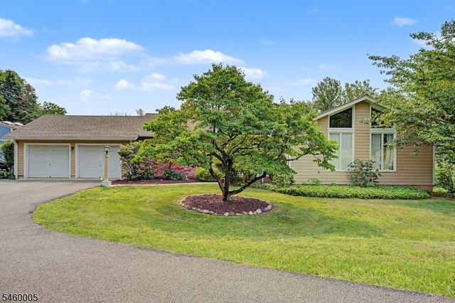 135 W Mountain Rd, Sparta Twp., NJ 07871