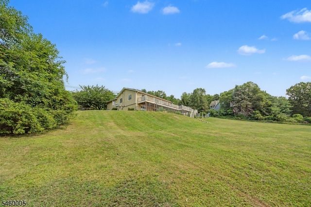 135 W Mountain Rd, Sparta Twp., NJ 07871