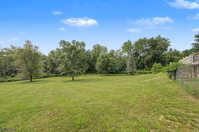135 W Mountain Rd, Sparta Twp., NJ 07871