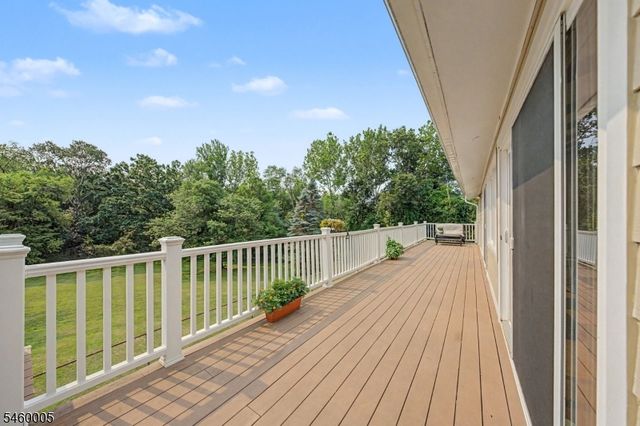 135 W Mountain Rd, Sparta Twp., NJ 07871