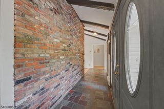 135 W Mountain Rd, Sparta Twp., NJ 07871