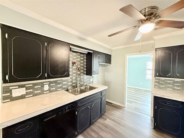 303 S Inglewood Avenue, Russellville, AR 72801