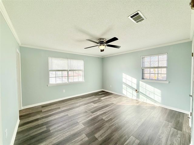 303 S Inglewood Avenue, Russellville, AR 72801