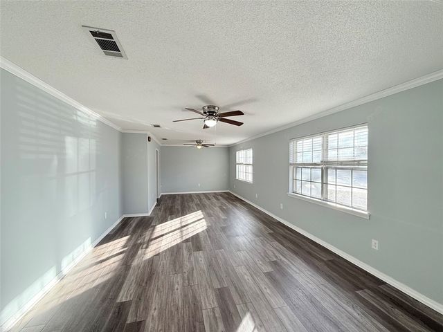 303 S Inglewood Avenue, Russellville, AR 72801